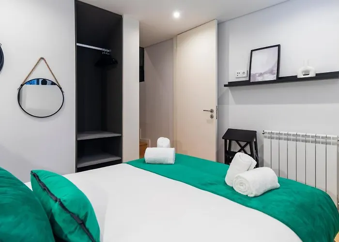 Premium 2Br Flat Near Santa Catarina By Lovelystay